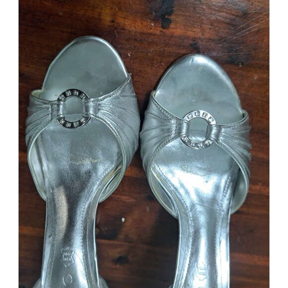 ALDO D'Orsay Heels Silver Metallic Leather Sandals Shoes Rhinestone Size 39 8 - Picture 3 of 9